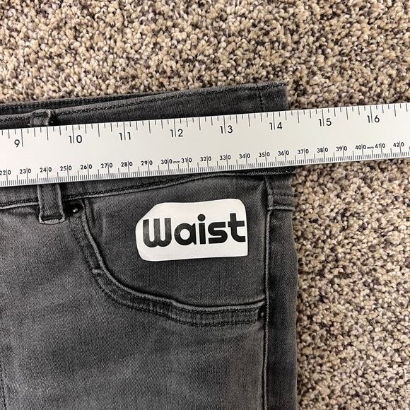 SPANX Women’s M Gray Distressed Raw Hem Pull-On Skinny Jeans Shaping Panel - Picture 9 of 12